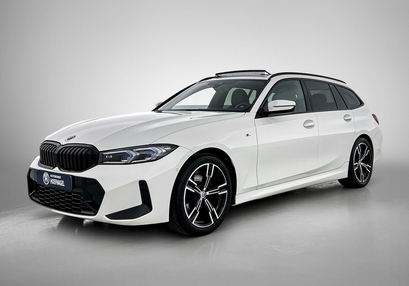 BMW 3-serie Touring - 320i M Sport | Schuifdak | Laser Koplampen | Stoelverw. | Cruise Control - AutoWereld.nl