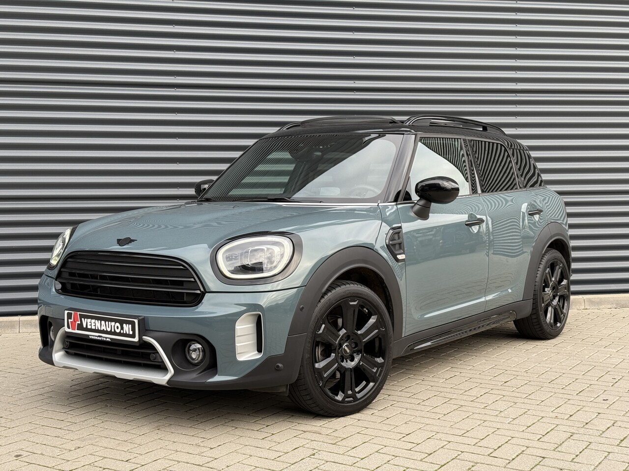 MINI Countryman - 1.5 Cooper Yours Pano/Leder/Camera/HUD - AutoWereld.nl