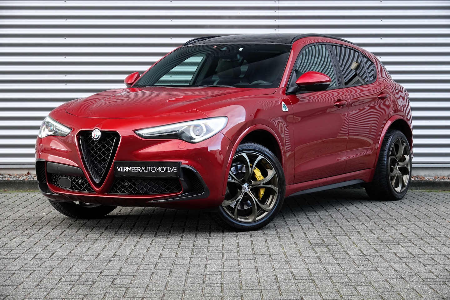 Alfa Romeo Stelvio - 2.9 V6 AWD Quadrifoglio | Pano | Harman/Kardon | Carbon | ACC | Nieuwstaat ! | Memory | - AutoWereld.nl