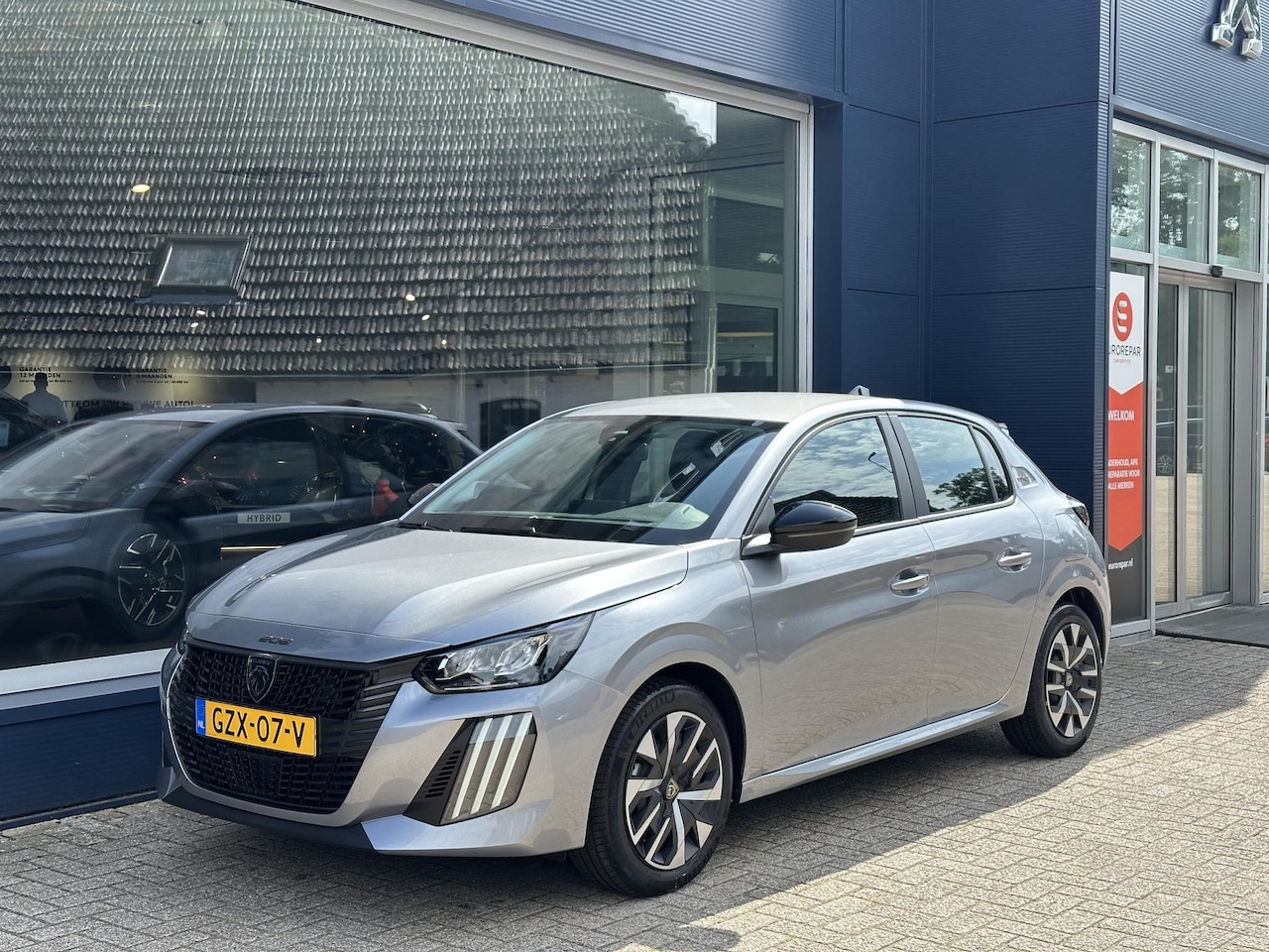 Peugeot 208 - 1.2 Style | Navigatie | Private Lease Vanaf € 299 P/M ! | LED Verlichting | Cruise Control - AutoWereld.nl