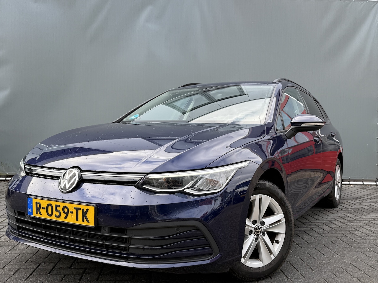 Volkswagen Golf Variant - BWJ 2022 1.0 111 PK eTSI Life Business TREKHAAK | STOELVERW. | FULL LED | ADAPTIVE CRUISE - AutoWereld.nl