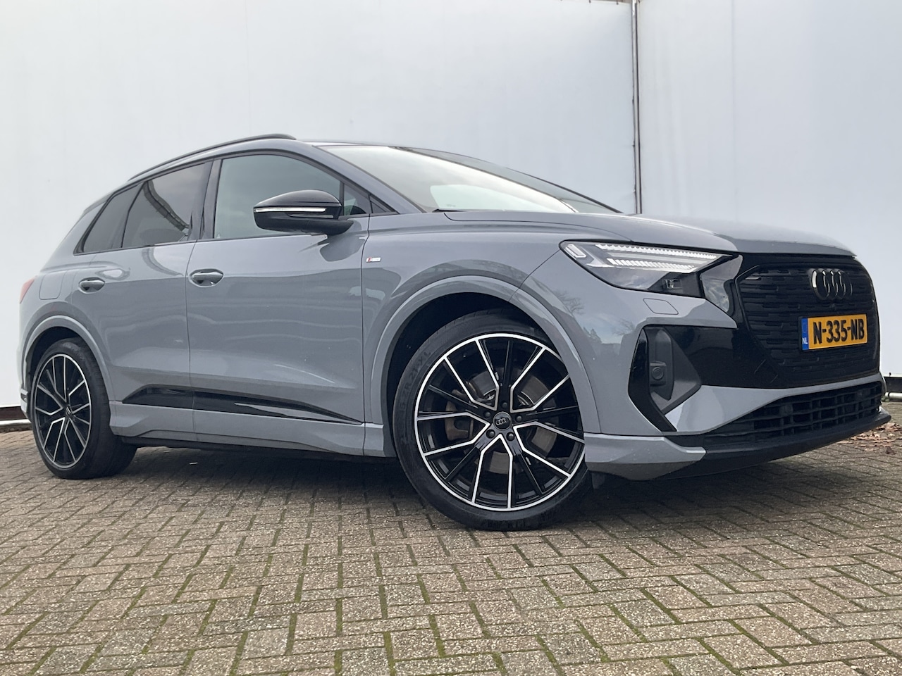 Audi Q4 e-tron - 50 quattro Launch edition S Line Competition 77 kWh 1Eig Warmtepomp Sonos Camera Leer NL-A - AutoWereld.nl