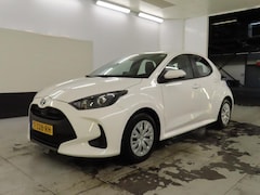 Toyota Yaris - 1.5 HYBRID ACTIVE I AUTOMAAT I APPLE CARPLAY I P-CAMERA I ADAPT. CRUISE CONTROL