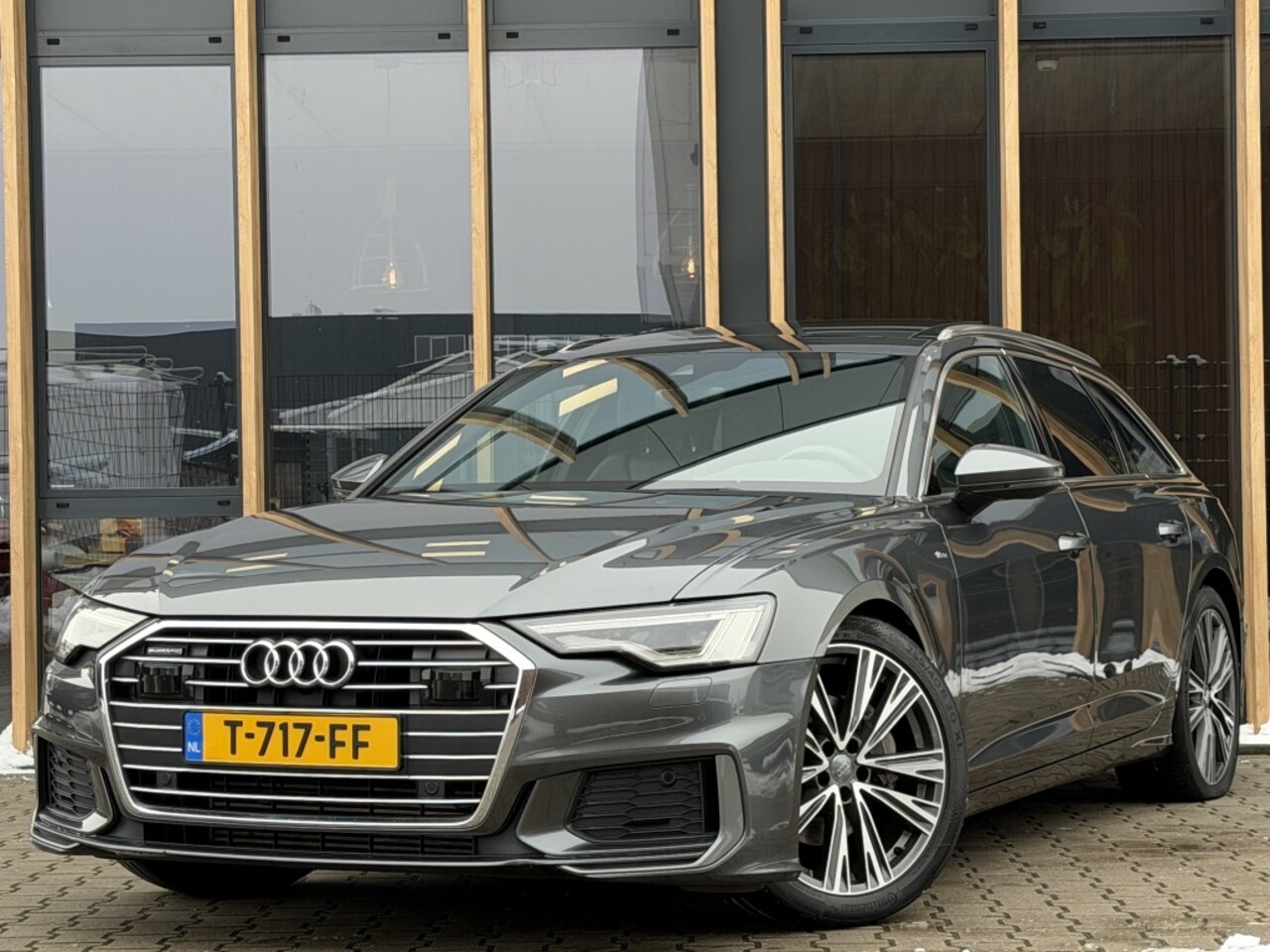 Audi A6 Avant - 45 TFSI quattro Sport Line S | Panoramadak | Elec Trekhaak | - AutoWereld.nl