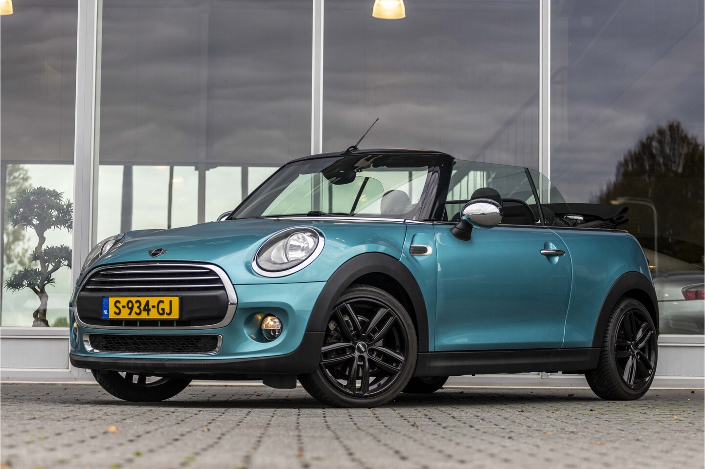 MINI Cabrio - One Mini 1.2 Chili | Stoelverwarming | Navi | Cruise - AutoWereld.nl