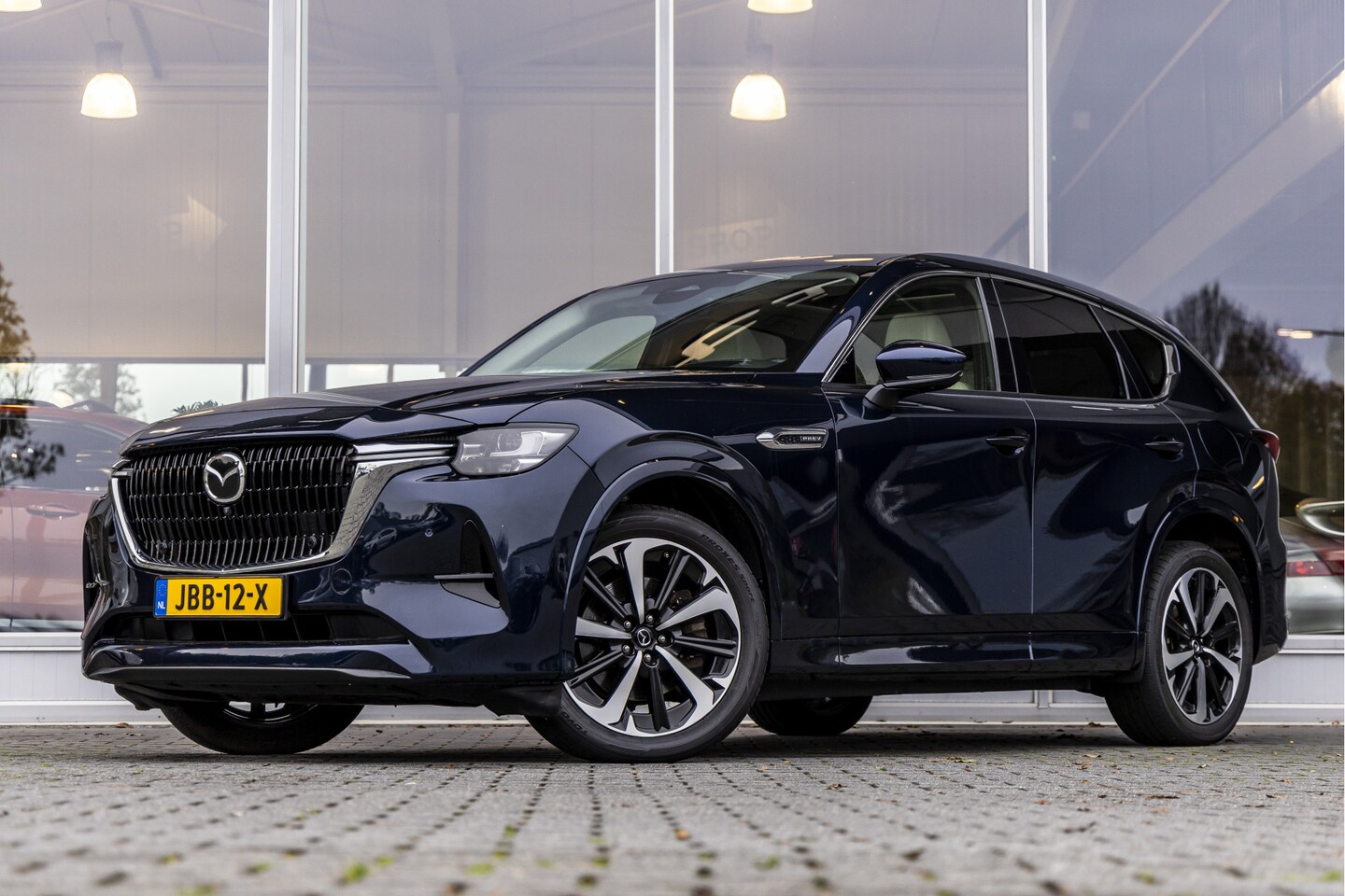 Mazda CX-60 - 2.5 e-SkyActiv PHEV Takumi | Pano | BOSE - AutoWereld.nl