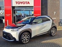 Toyota Aygo X - Hybrid 115 GR Sport NIEUW IN DE SHOWROOM DIRECT LEVERBAAR 18'' LM-VELGEN PDC STOELVERWARMI