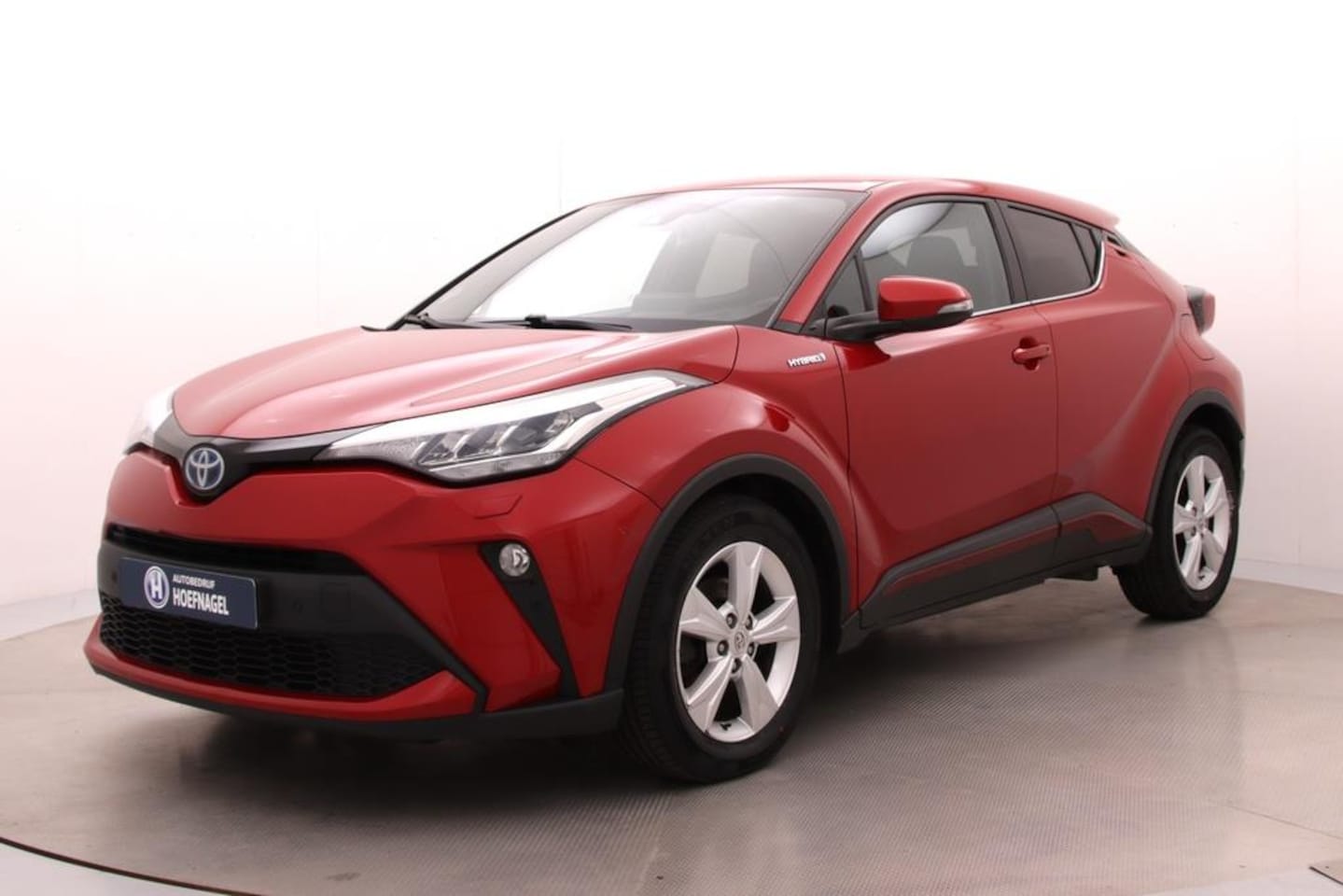 Toyota C-HR - 1.8 Hybrid Business Plus | Adaptive Cruise | Camera | Stoel-/Stuuverw. | CarPlay - AutoWereld.nl