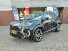 Toyota Yaris Cross - 1.5 Hybrid STYLE PANODAK STOEL/STUURVERW NAVI 17'' LM-VELGEN KEYLESS BLUETOOTH EL-ACHTERKL