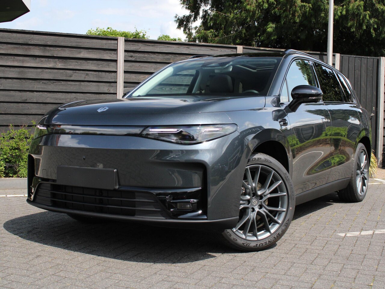 Leapmotor C10 - Design Pro 69.9 kWh 218PK Automaat Navigatie, Camera 360, Lichtmetalen velgen, Elektrische - AutoWereld.nl