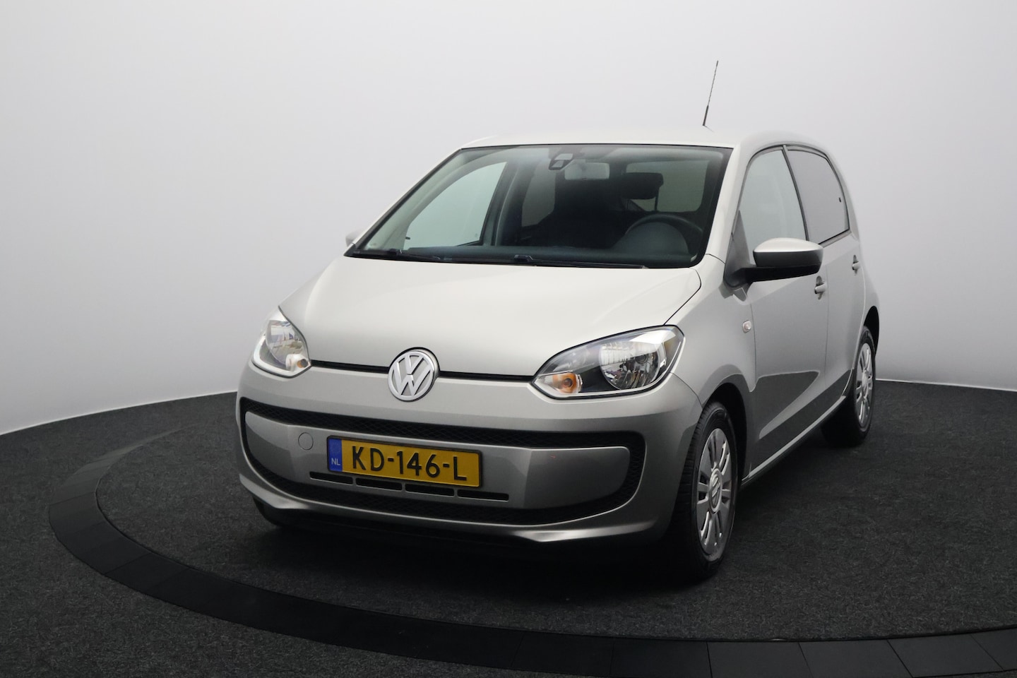 Volkswagen Up! - 1.0 move up! BlueMotion | Airco | Elektrische Ramen | 5-Deurs - AutoWereld.nl