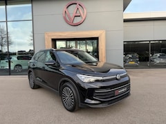 Volkswagen Tiguan - 1.5 eTSI Life | Camera | Trekhaak | Dode hoek | Rijklaar incl. garantie