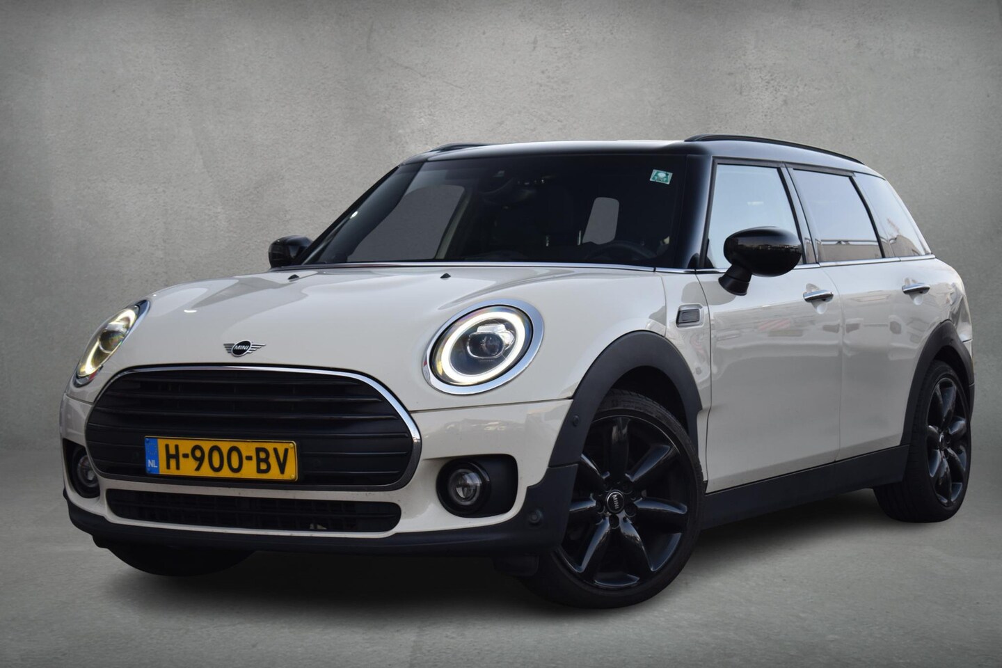 MINI Clubman - Mini 1.5 Cooper Chili | Apple CarPlay | Half Leer | Stoelverw. | LED - AutoWereld.nl