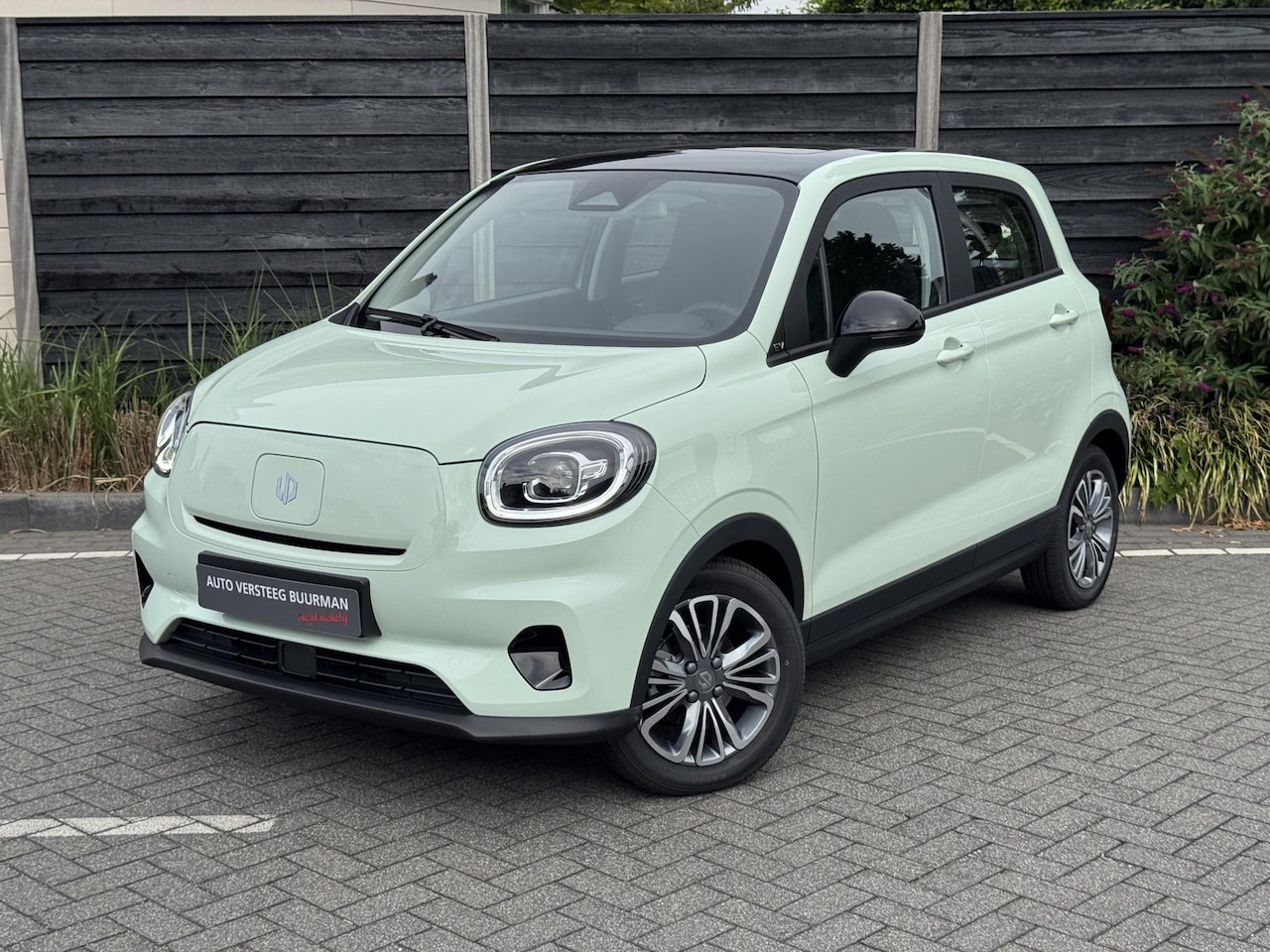 Leapmotor T03 - Design 37.3 kWh 95PK Automaat Navigatie, Camera achter, Parkeerhulp achter, Audio, Keyless - AutoWereld.nl