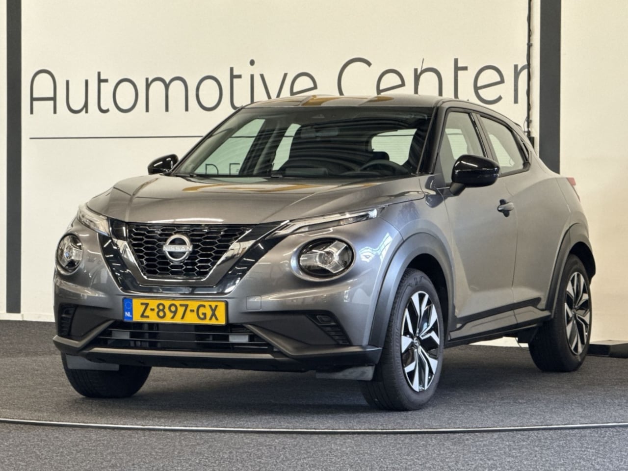 Nissan Juke - 1.0 DIG-T Acenta | CAMERA | NAVI | CRUISE | STOELVERWARMING - AutoWereld.nl