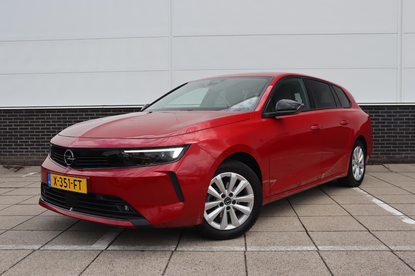 Opel Astra Sports Tourer - 1.2 Level 2 * Getint Glas * Apple Carplay & Android Auto * ECC - AutoWereld.nl