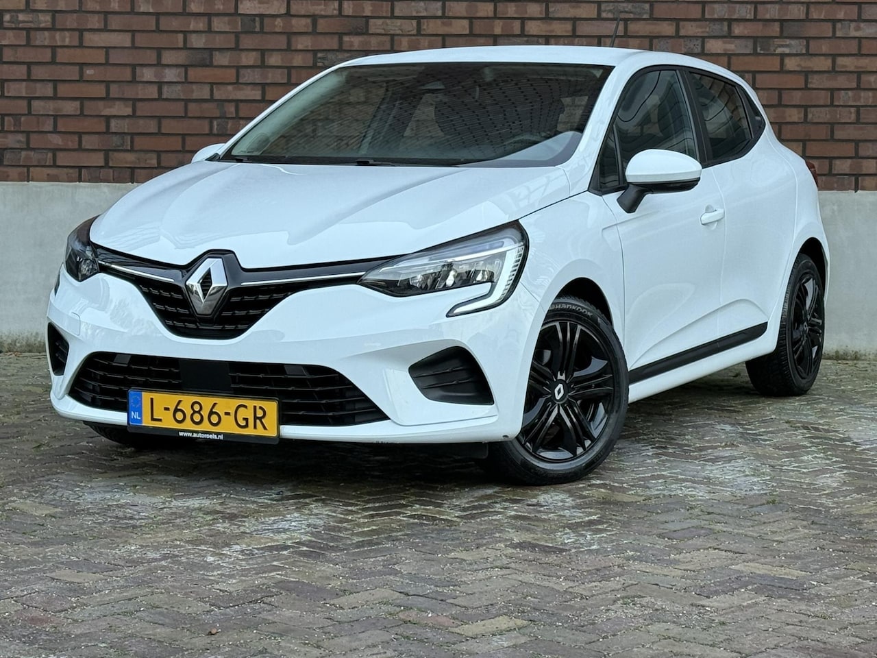 Renault Clio - 1.0 TCe / Navigatie / Apple CarPlay - Android / 1e Eigenaar / ALL-Season banden / Cruise C - AutoWereld.nl