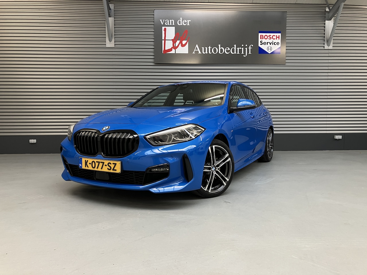 BMW 1-serie - 118i HIGH EXE M SPORT/ADAPTIVE CR/PDC/STOEL STUUR VERW/1E EIG/ENZ - AutoWereld.nl
