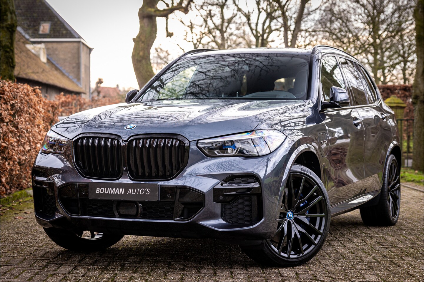 BMW X5 - xDrive45e M Sport Vierwielbesturing Laser Stoelventilatie 22" Trekhaak Panorama - AutoWereld.nl