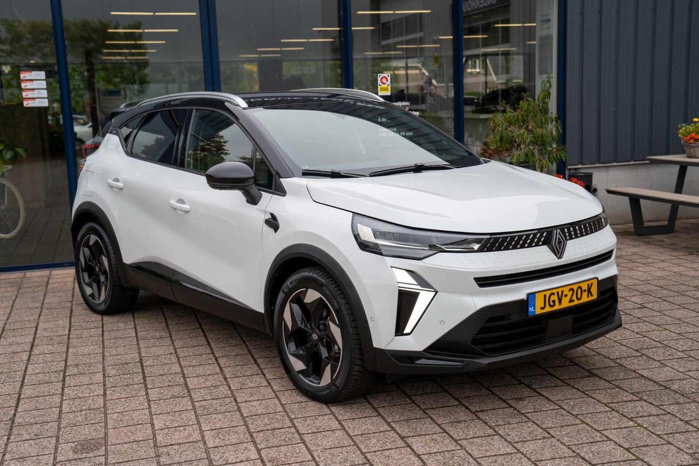 Renault Captur - 1.0 TCe 90 techno |Prijs incl.12 mnd garantie|LMV Carplay Stoel/Stuur verwarming DAB Camer - AutoWereld.nl