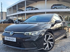 Volkswagen Golf - 1.5 eTSI 150pk DSG R-Line (Pano, IQ, Virtual)