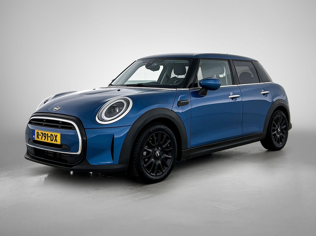 MINI One - Mini 1.5 Business Edition CARPLAY | STOF-LEDER | NAVI | LED | CRUISE - AutoWereld.nl