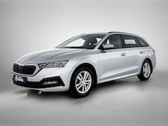 Skoda Octavia Combi - 1.0 TSI Ambition | Trekhaak | Parkeersensoren | Cruise Control | Stoelverwarming