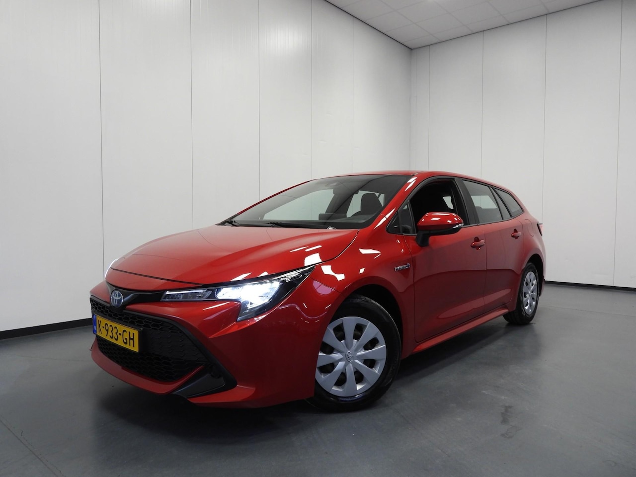 Toyota Corolla Touring Sports - 1.8 Hybrid Comfort NAVI-APP/CAMERA/CLIMA/ADAPT.CRUISE/LED! - AutoWereld.nl