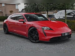 Porsche Taycan Cross Turismo - 4 GTS Pakket | Garantie 01-2028 | 1e Eigenaar | 21'' Vossen | BOSE | Sportchrono |