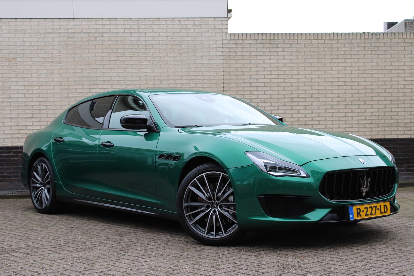 Maserati Quattroporte - 3.0 S Q4 GranLusso | Leder | Adaptieve cruise | Bowers & Wilkins | Softclose - AutoWereld.nl