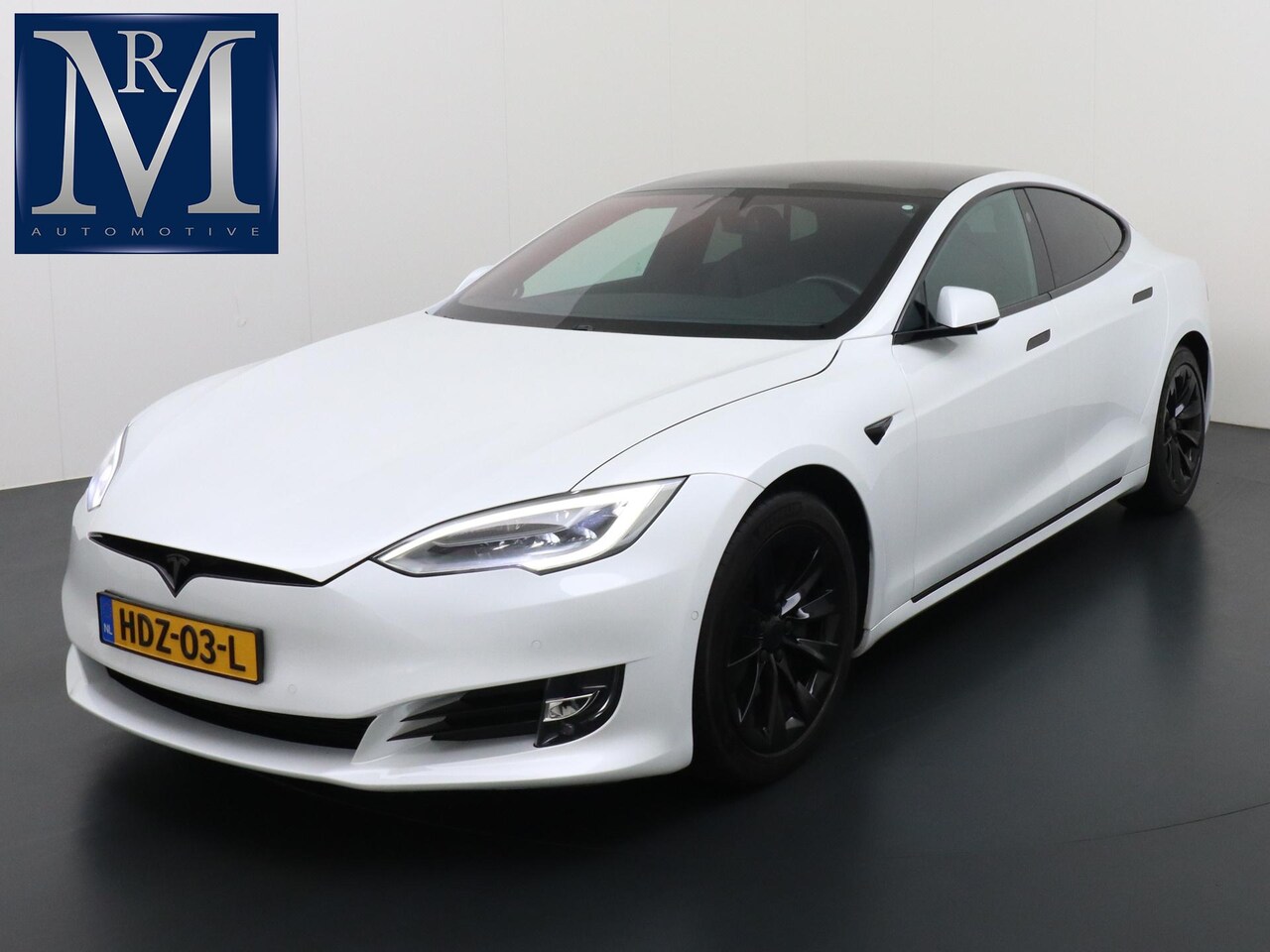 Tesla Model S - Long Range RAVEN SOH 89%| FULL SELF DRIVE AUTOPILOT l STOEL + STUUR VERWARMING  | PANO |19 - AutoWereld.nl