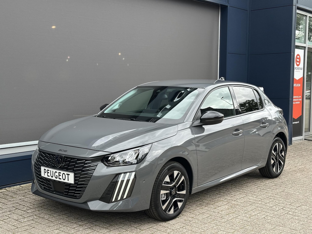 Peugeot 208 - 1.2 Hybrid 110 PK Allure Automaat € 4,000,- DEMO VOORDEEL | Hybride Automaat | Navigatie | - AutoWereld.nl