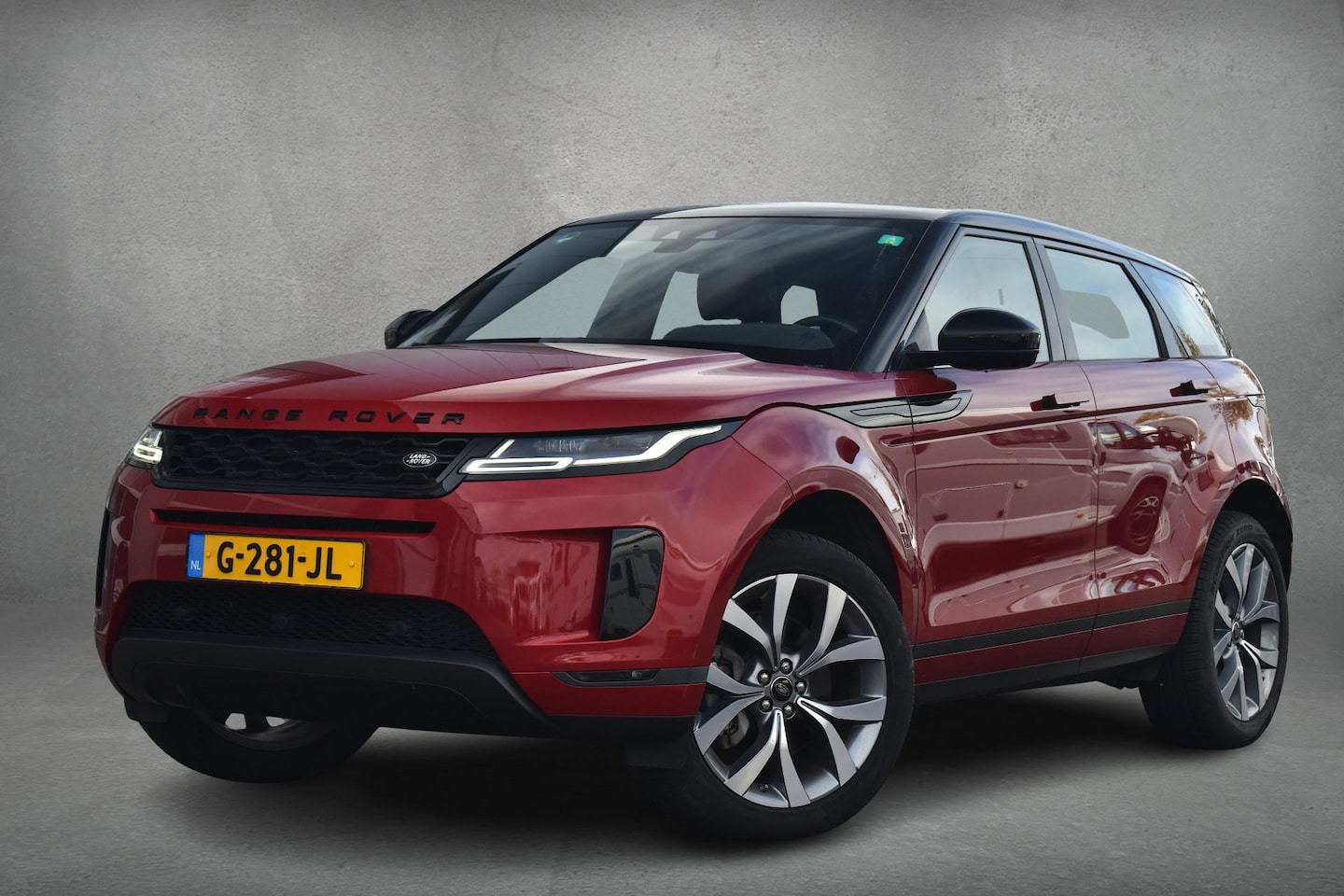 Land Rover Range Rover Evoque - 2.0 P200 AWD R-Dynamic | Trekhaak | Pano | Meridian | Leer | Stuurverw. - AutoWereld.nl