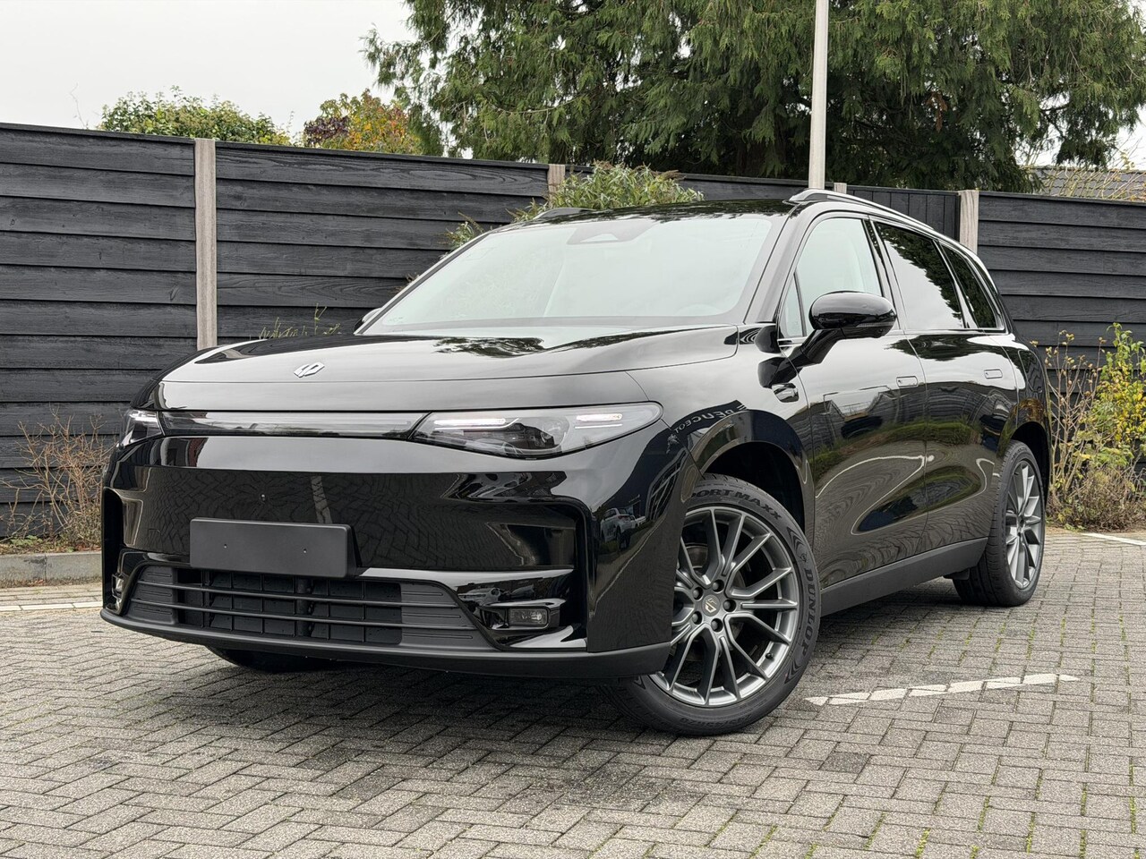 Leapmotor C10 - Design Pro 69.9 kWh 218PK Automaat Navigatie, Camera 360, Lichtmetalen velgen, Elektrische - AutoWereld.nl