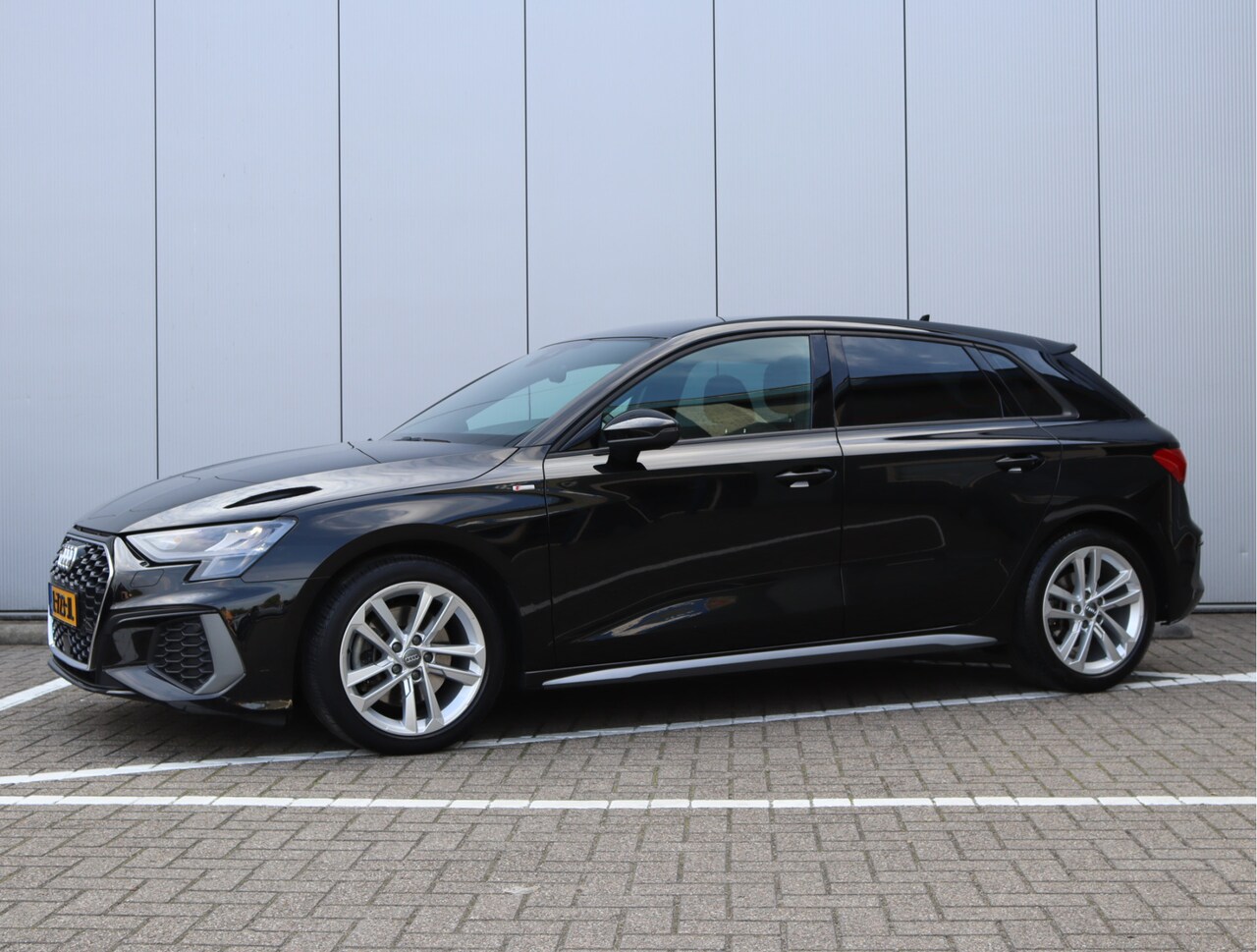 Audi A3 Sportback - 35 TFSI S-Line | Nieuw model | ACC | Stoelverwarming | 150PK - AutoWereld.nl