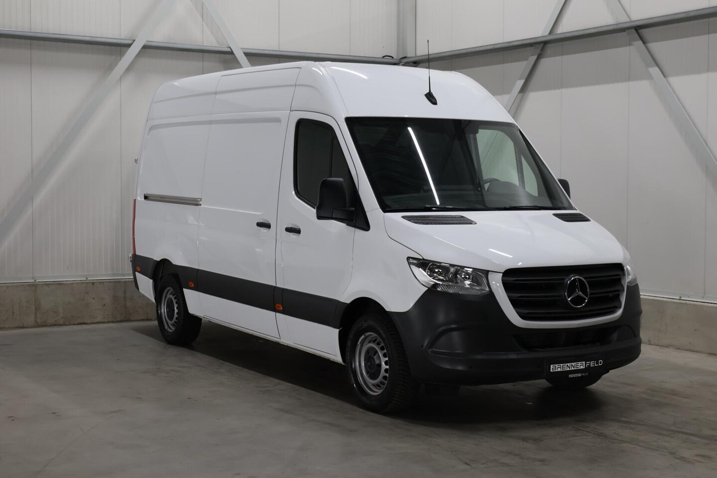 Mercedes-Benz Sprinter - bestel 317 1.9 CDI L2H2 RWD - AutoWereld.nl