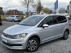 Volkswagen Touran - 1.5 TSI 150pk DSG Comfortline 7p (5j gar, Navi, Clima, Pdc, App)