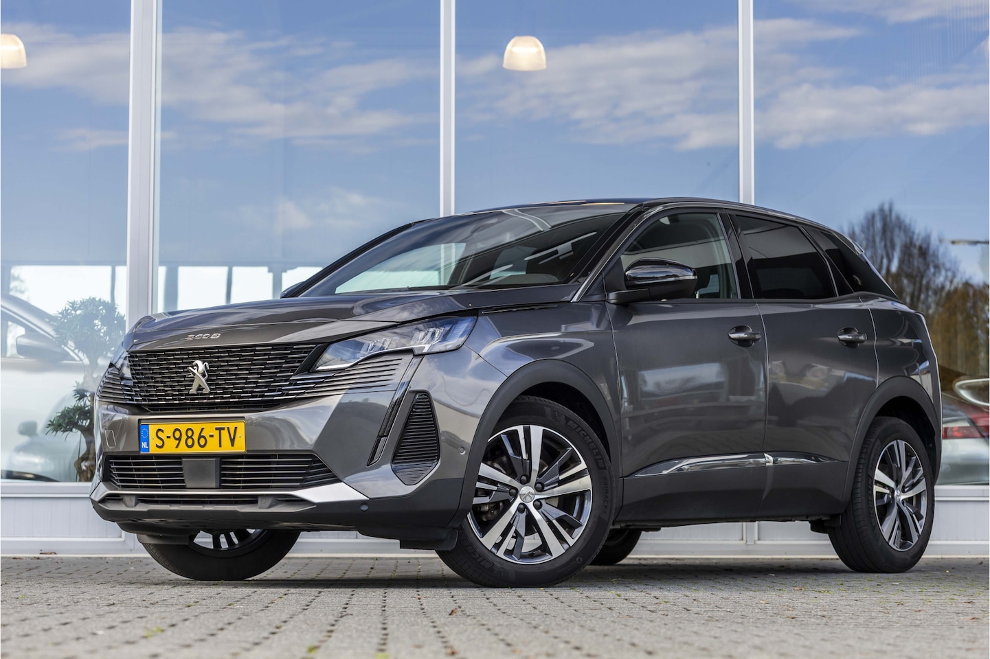 Peugeot 3008 - 1.2 PureTech Allure Pack Business | Camera | LED | NL Auto - AutoWereld.nl