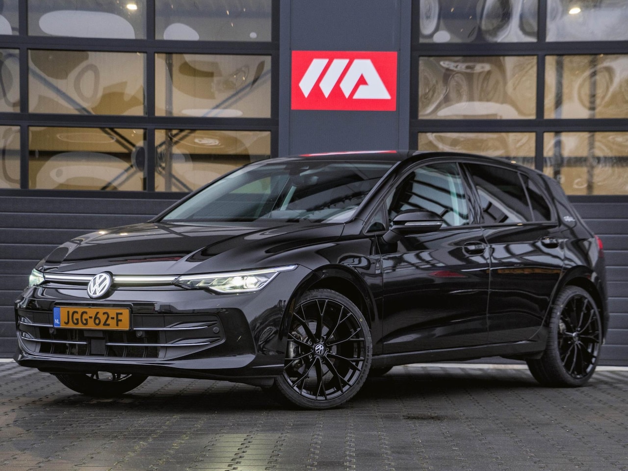 Volkswagen Golf - 8.5 1.5 eTSI 150pk Goal Edition Trekhaak | Stoelverw. | Navi | Cruise | Carplay - AutoWereld.nl