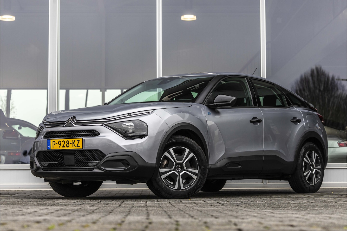 Citroën Ë-C4 - Live 50 kWh | Trekhaak afn. | Cruise | DAB - AutoWereld.nl