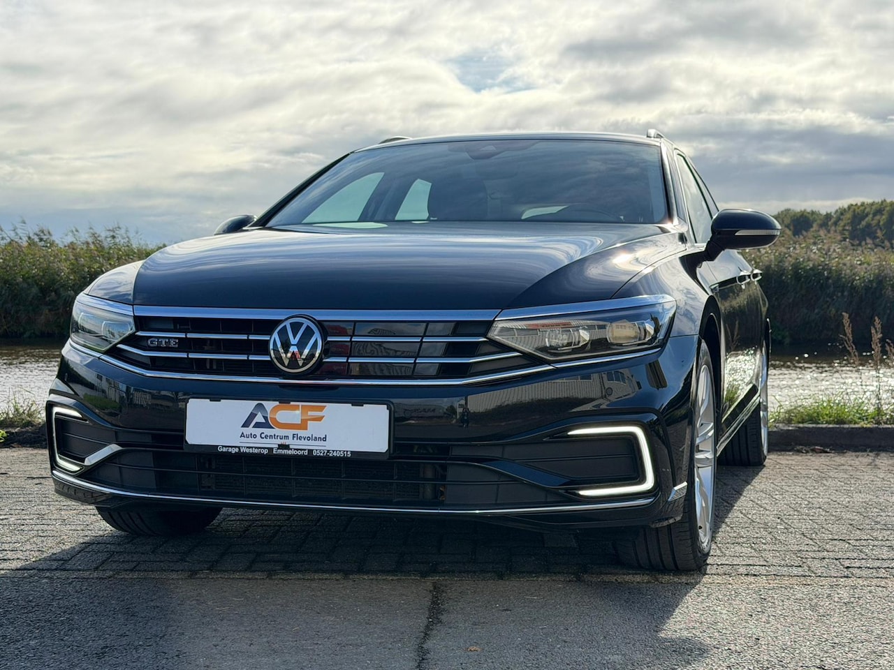 Volkswagen Passat Variant - 1.4 TSI PHEV GTE Business/ trekhaak / virtuel dashboard - AutoWereld.nl