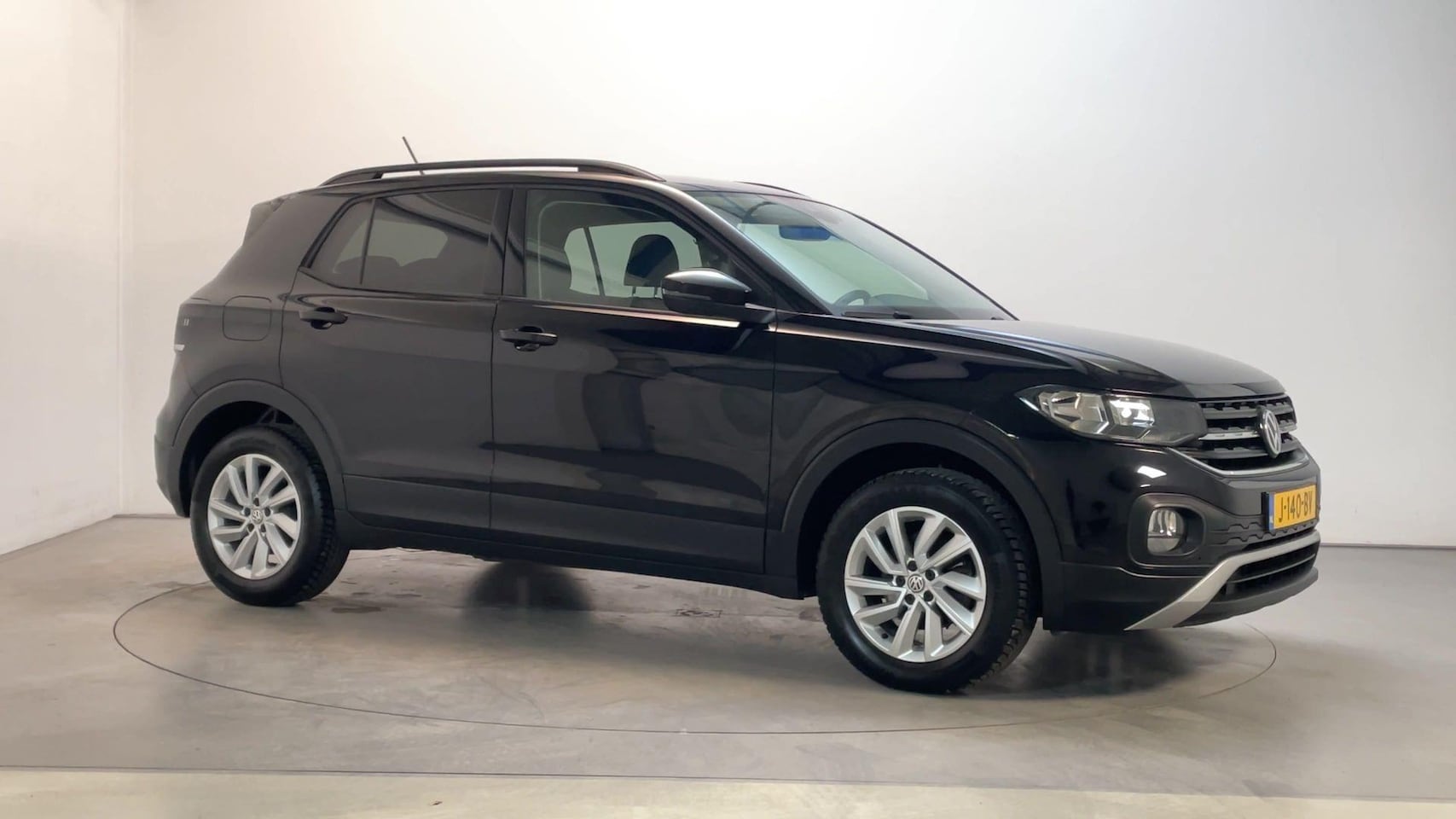 Volkswagen T-Cross - 1.0 TSI Life App-Connect Adaptive Cruise Airco - AutoWereld.nl