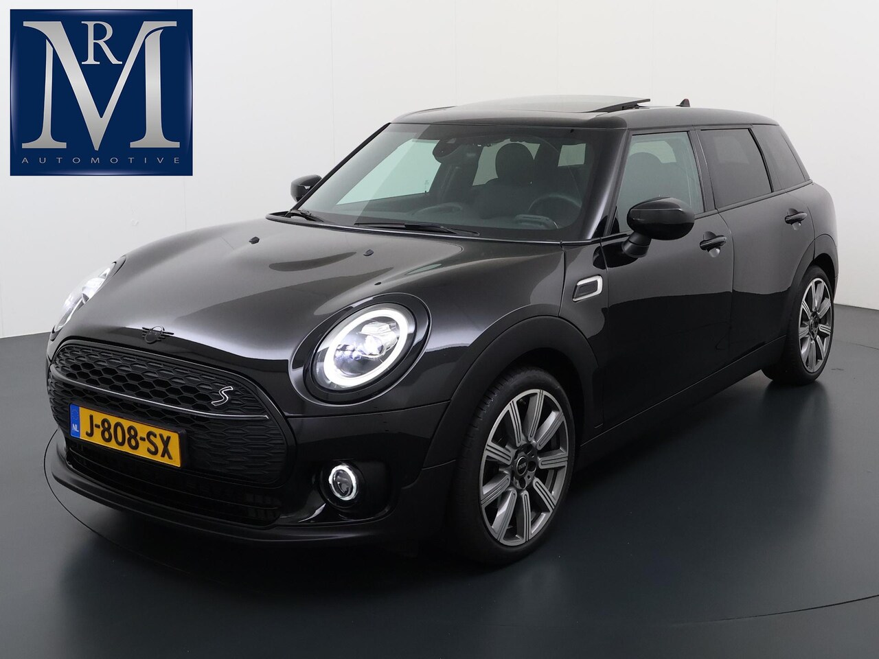 MINI Clubman - Mini 1.5 Cooper Richmond Park Edition | PANORAMA DAK | CAMERA| STOELVERW. | LEER| KEYLESS| - AutoWereld.nl