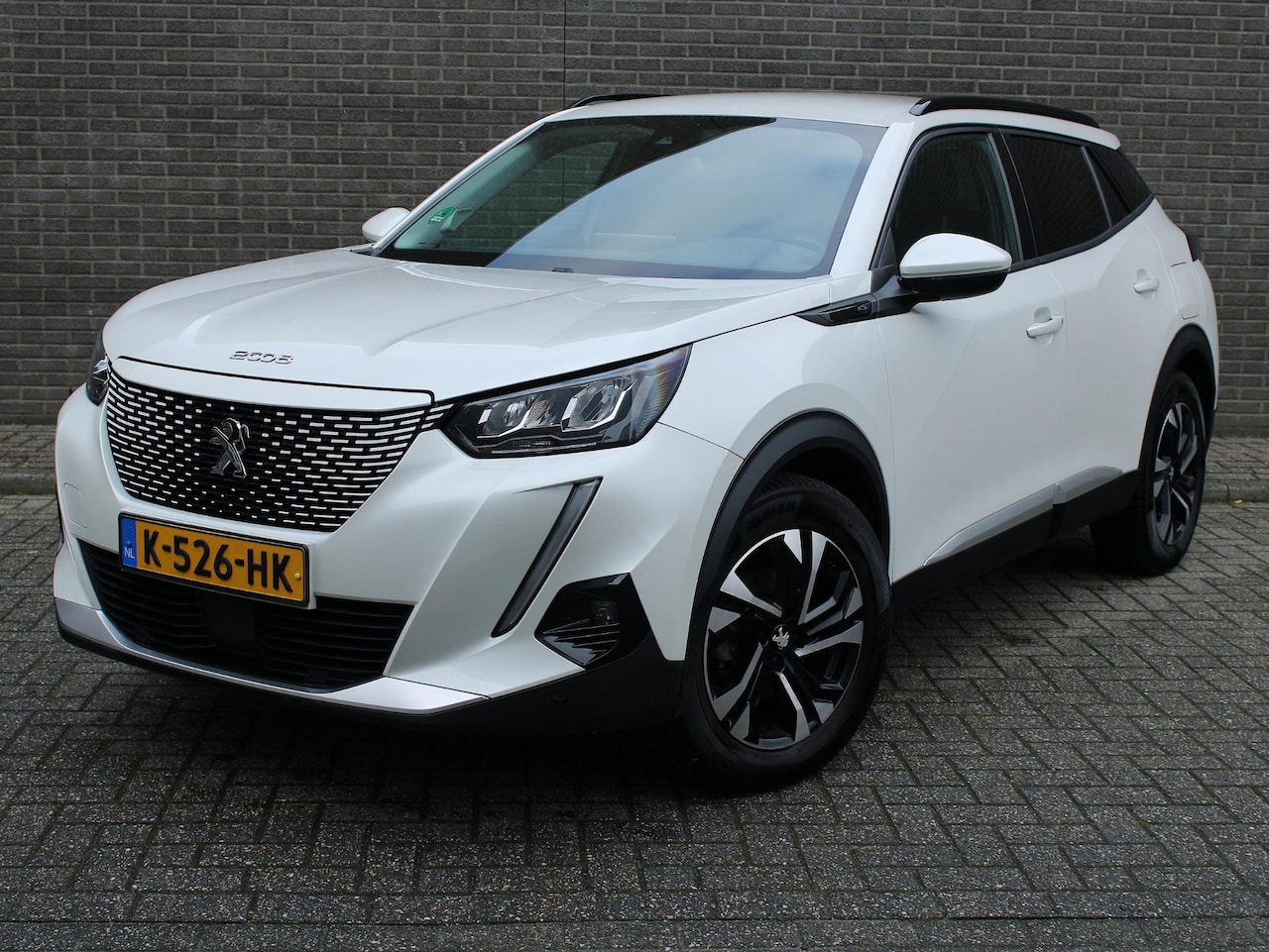 Peugeot e-2008 - EV Allure 50 kWh Inclusief batterijcertificaat, Automaat, Cruise/Climate control, Navigati - AutoWereld.nl
