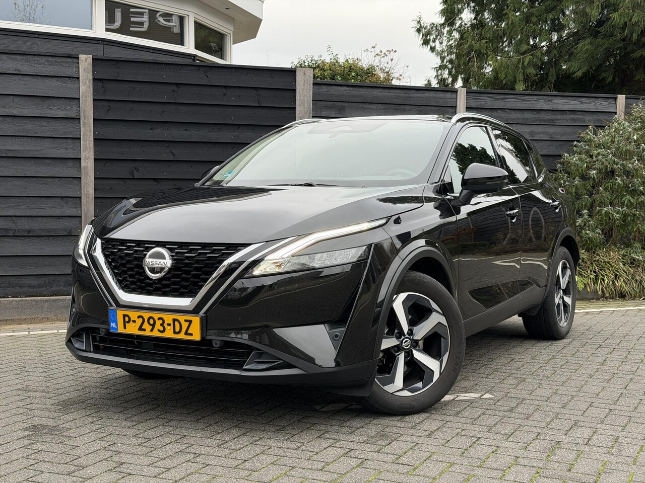 Nissan Qashqai - N-Connecta 1.3 MHEV 158PK Xtronic Automaat Navigatie, Rondomzichtcamera, Keyless, Trekhaak - AutoWereld.nl