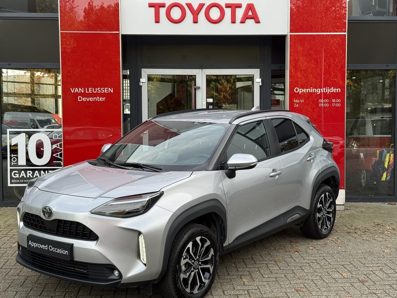 Toyota Yaris Cross - 1.5 HYBRID 115 DYNAMIC APPLE/ANDROID STOEL/STUURVERWARMING NAVI AD-CRUISE PRIVACY-GLASS 17 - AutoWereld.nl