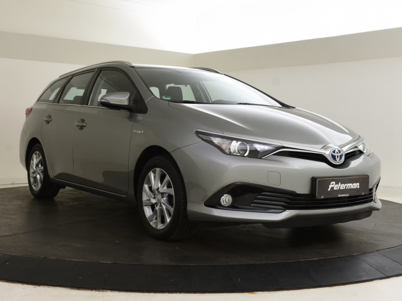 Toyota Auris Touring Sports - 1.8 Hybryd Aspiration 1ste Eigenaar Trekhaak - AutoWereld.nl