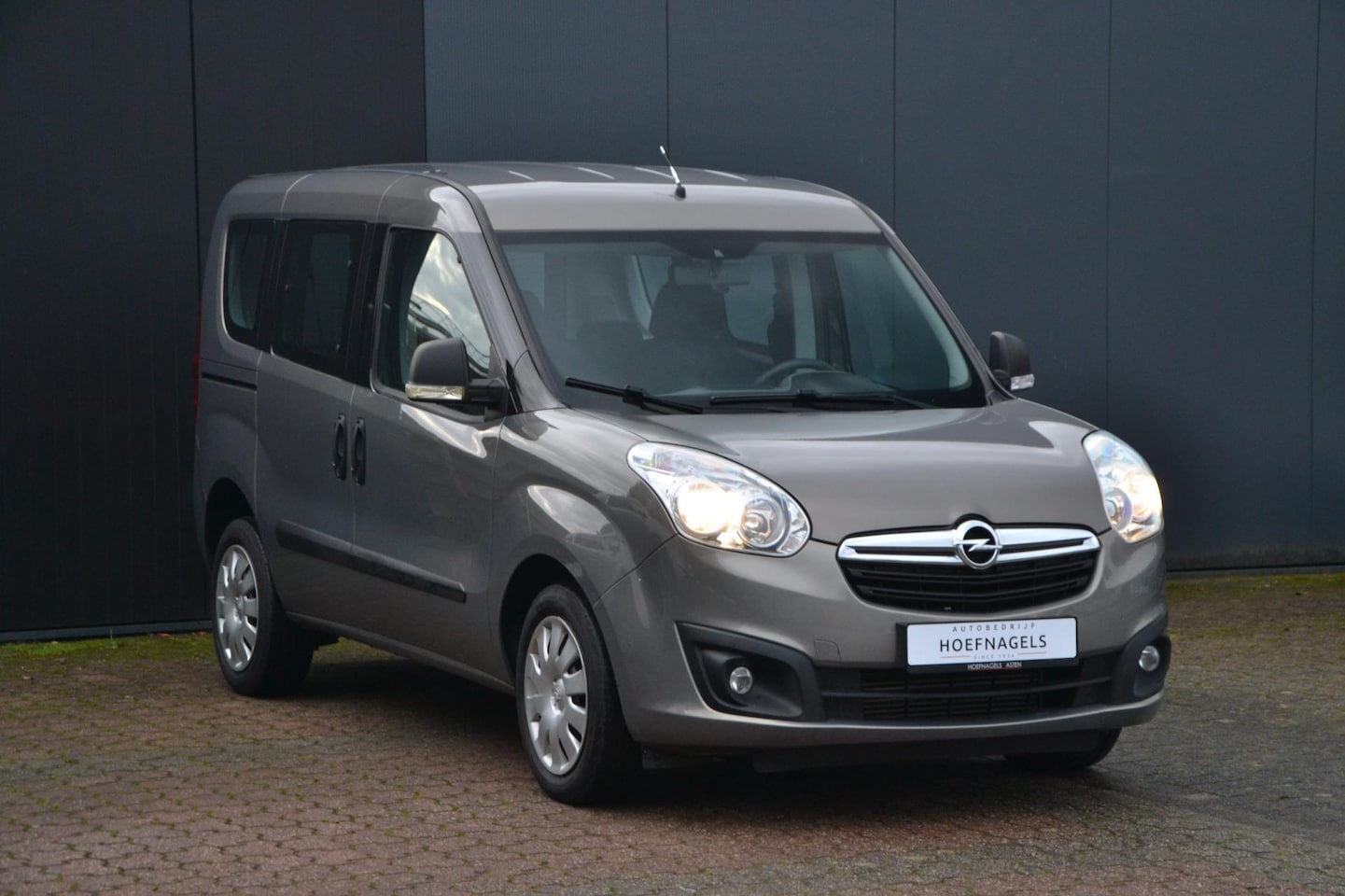 Opel Combo Tour - 1.4 L1H1 Turbo Edition + Airco * 102000 km * - AutoWereld.nl