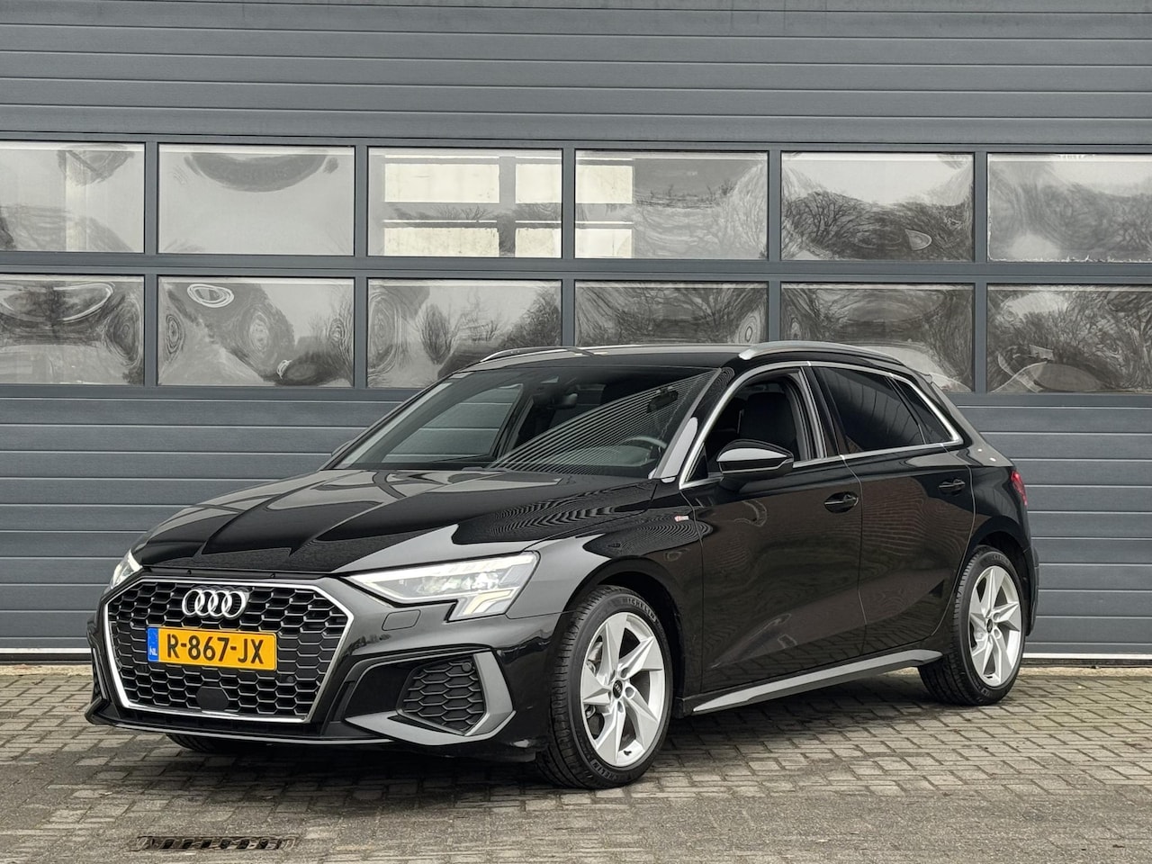 Audi A3 Sportback - 30 TFSI S EDITION I AUTOMAAT I S-LINE I APPLE CARPLAY I CRUISE CONTROL - AutoWereld.nl
