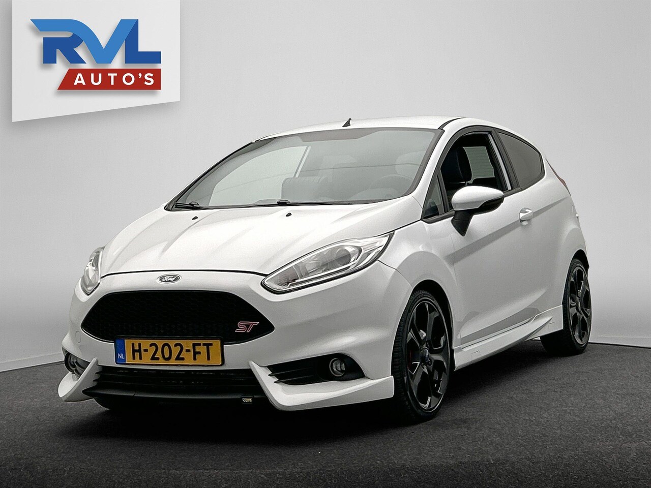 Ford Fiesta - 1.6 ST2 Recaro Carplay Recaro Airco Cruise-control 17 inch - AutoWereld.nl
